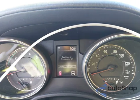 2011 Jeep Grand Cherokee Overland z USA, uszkodzony, nr VIN 1J4RR6GTXBC606787